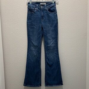 Levi’s 726 High Rise Flare Jeans Size 25 EUC